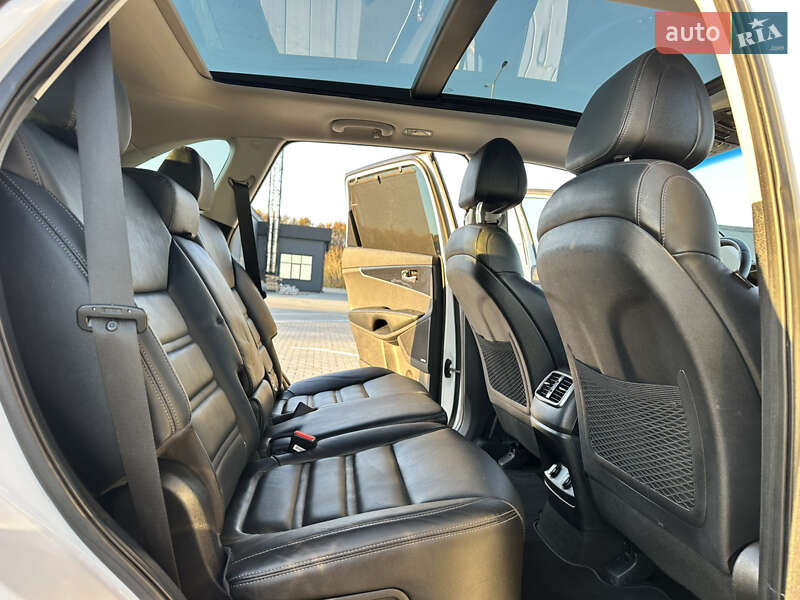 Позашляховик / Кросовер Kia Sorento 2015 в Дубні фото 65 Позашляховик / Кросовер Kia Sorento 2015 в Дубні