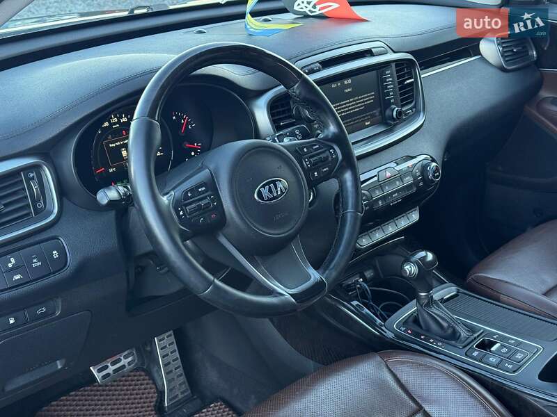 Внедорожник / Кроссовер Kia Sorento 2017 в Львове фото 20 Внедорожник / Кроссовер Kia Sorento 2017 в Львове
