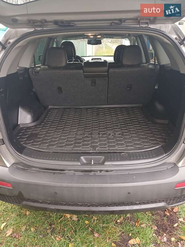 Внедорожник / Кроссовер Kia Sorento 2011 в Киеве фото 14 Внедорожник / Кроссовер Kia Sorento 2011 в Киеве