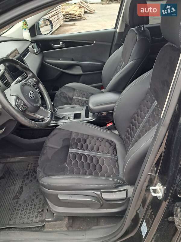 Внедорожник / Кроссовер Kia Sorento 2015 в Ровно