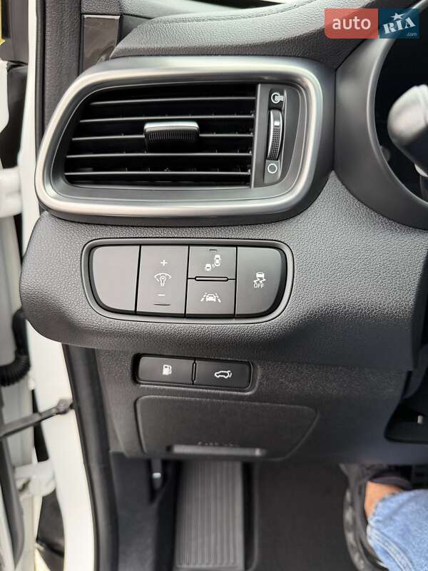 Внедорожник / Кроссовер Kia Sorento 2015 в Луцке фото 27 Внедорожник / Кроссовер Kia Sorento 2015 в Луцке