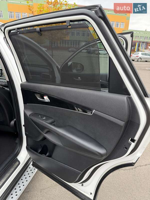Внедорожник / Кроссовер Kia Sorento 2015 в Луцке фото 31 Внедорожник / Кроссовер Kia Sorento 2015 в Луцке