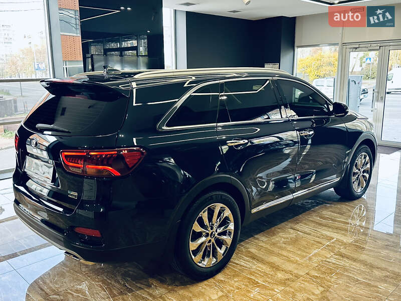 Внедорожник / Кроссовер Kia Sorento 2018 в Киеве фото 8 Внедорожник / Кроссовер Kia Sorento 2018 в Киеве