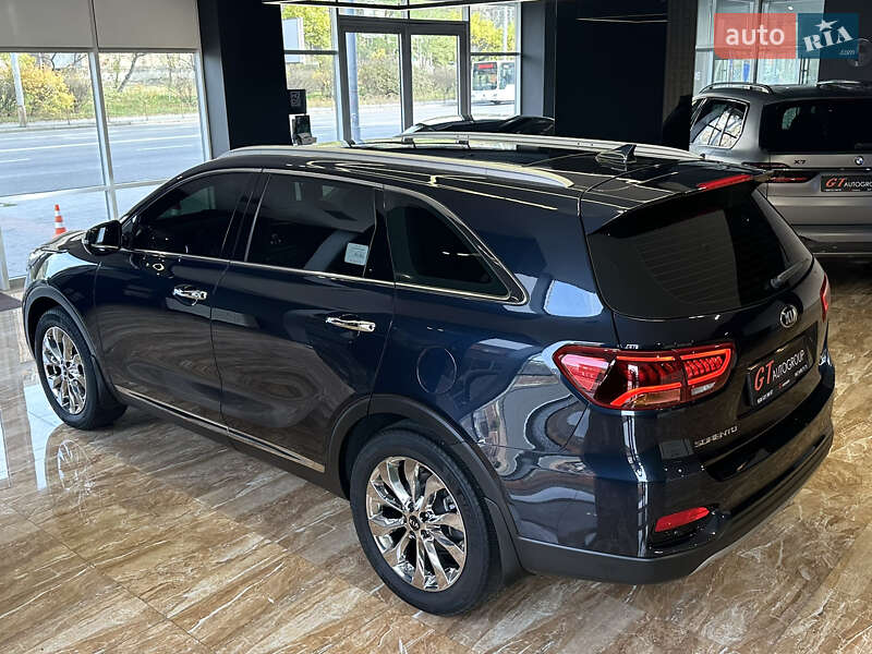 Внедорожник / Кроссовер Kia Sorento 2018 в Киеве фото 12 Внедорожник / Кроссовер Kia Sorento 2018 в Киеве