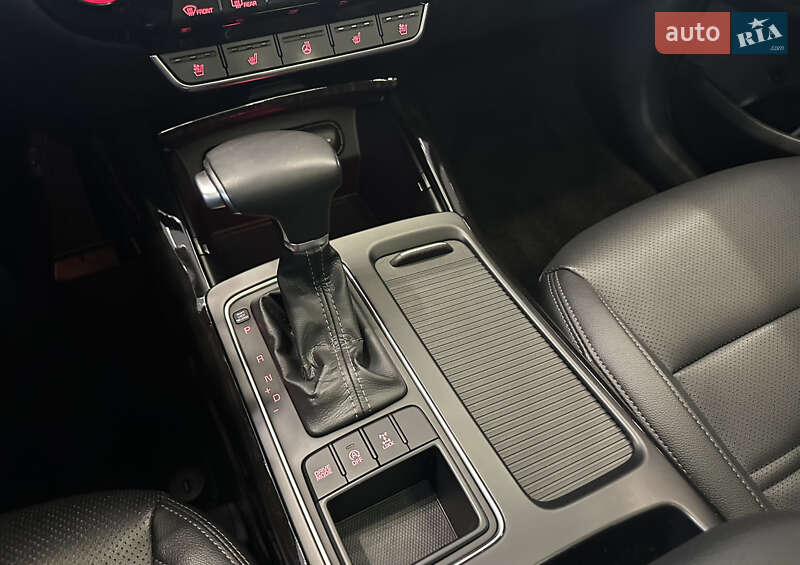 Внедорожник / Кроссовер Kia Sorento 2018 в Киеве фото 35 Внедорожник / Кроссовер Kia Sorento 2018 в Киеве