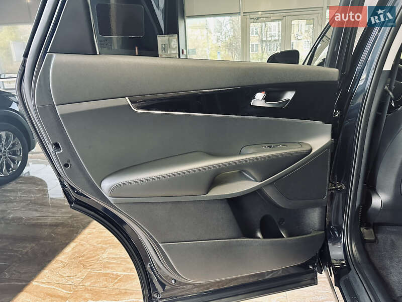 Внедорожник / Кроссовер Kia Sorento 2018 в Киеве фото 37 Внедорожник / Кроссовер Kia Sorento 2018 в Киеве