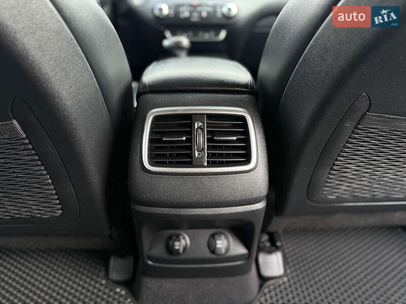 Внедорожник / Кроссовер Kia Sorento 2017 в Владимире фото 44 Внедорожник / Кроссовер Kia Sorento 2017 в Владимире