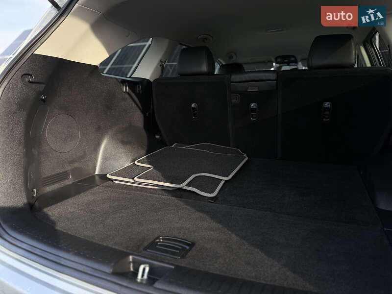 Внедорожник / Кроссовер Kia Sorento 2017 в Владимире фото 50 Внедорожник / Кроссовер Kia Sorento 2017 в Владимире