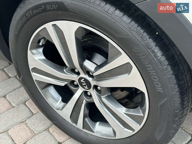 Внедорожник / Кроссовер Kia Sorento 2018 в Ивано-Франковске фото 31 Внедорожник / Кроссовер Kia Sorento 2018 в Ивано-Франковске