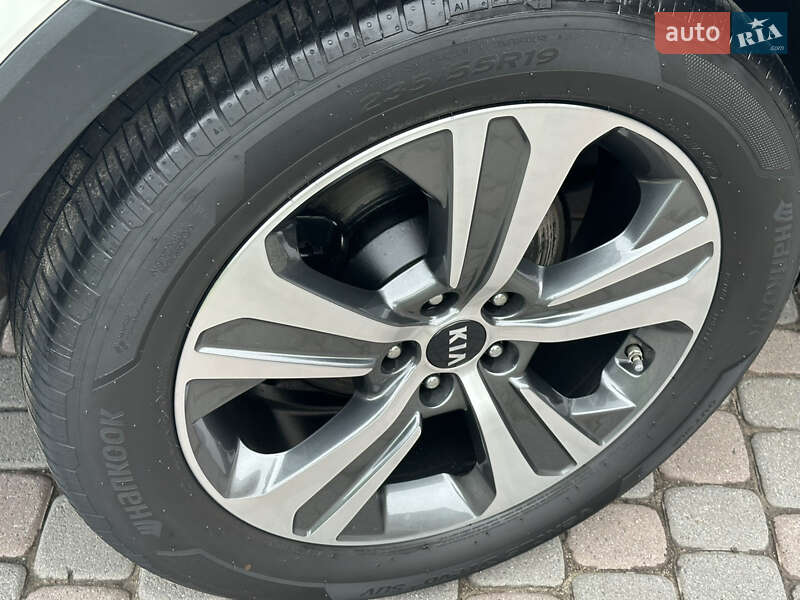 Внедорожник / Кроссовер Kia Sorento 2018 в Ивано-Франковске фото 41 Внедорожник / Кроссовер Kia Sorento 2018 в Ивано-Франковске