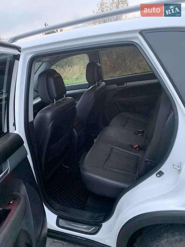 Внедорожник / Кроссовер Kia Sorento 2014 в Львове