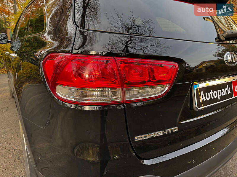Внедорожник / Кроссовер Kia Sorento 2017 в Киеве фото 6 Внедорожник / Кроссовер Kia Sorento 2017 в Киеве