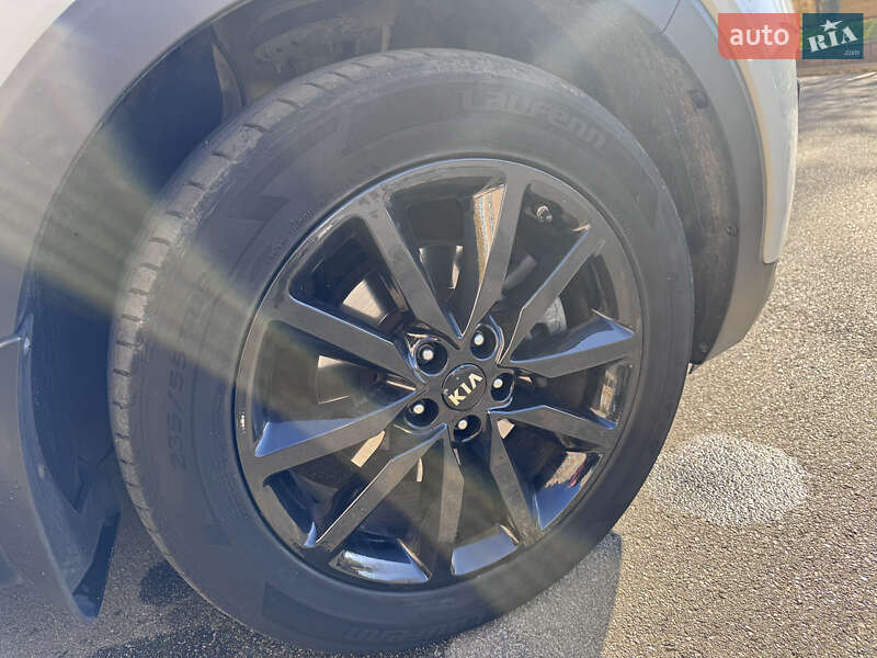Внедорожник / Кроссовер Kia Sorento 2015 в Киеве фото 17 Внедорожник / Кроссовер Kia Sorento 2015 в Киеве