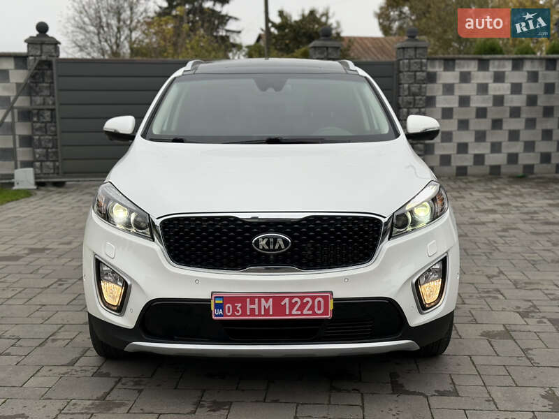 Внедорожник / Кроссовер Kia Sorento 2016 в Ровно