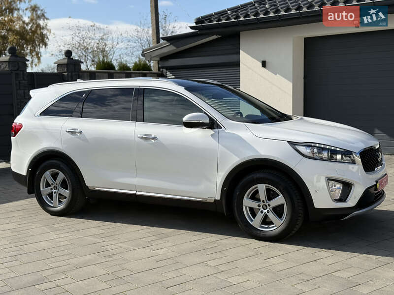 Внедорожник / Кроссовер Kia Sorento 2016 в Ровно