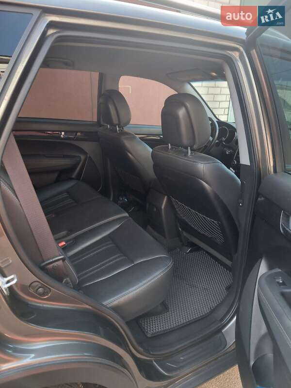 Внедорожник / Кроссовер Kia Sorento 2012 в Киеве