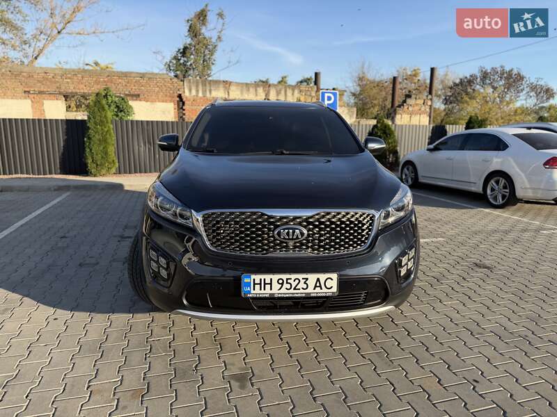 Внедорожник / Кроссовер Kia Sorento 2017 в Одессе