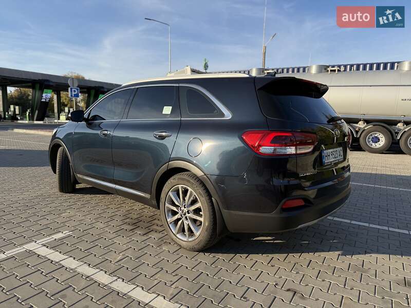 Внедорожник / Кроссовер Kia Sorento 2017 в Одессе