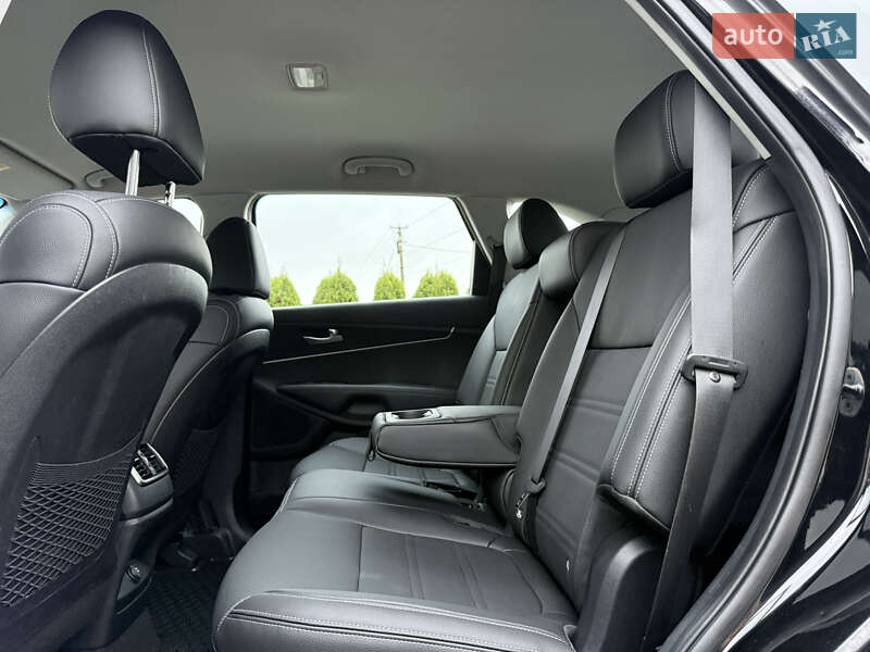 Позашляховик / Кросовер Kia Sorento 2019 в Рівному