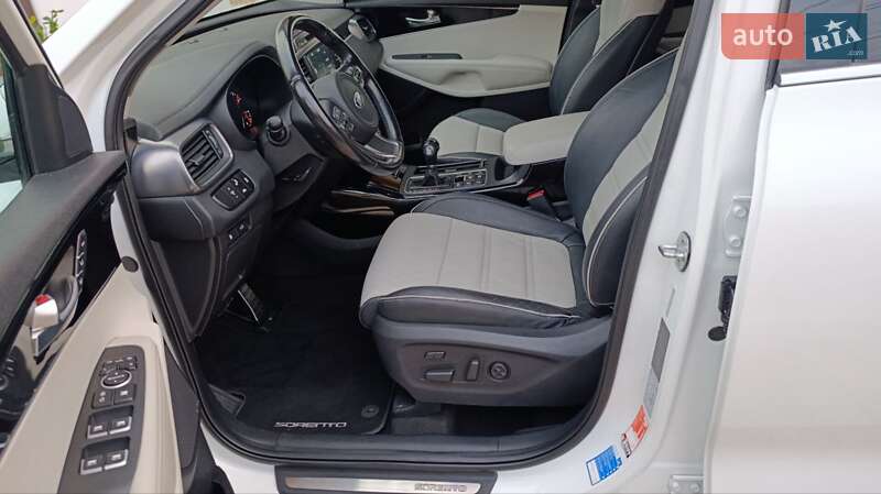 Внедорожник / Кроссовер Kia Sorento 2016 в Стрые фото 43 Внедорожник / Кроссовер Kia Sorento 2016 в Стрые