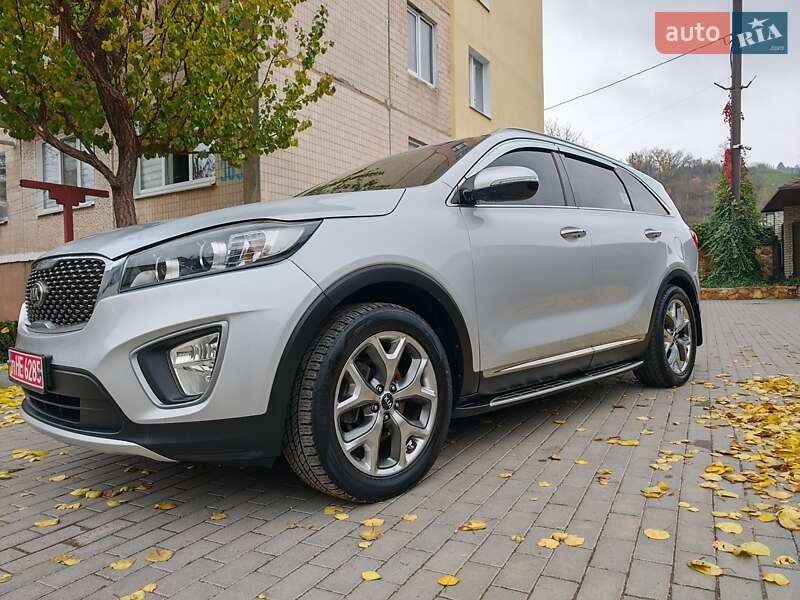 Внедорожник / Кроссовер Kia Sorento 2015 в Могилев-Подольске
