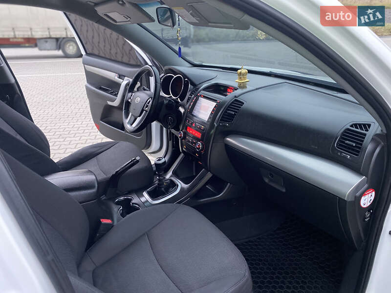 Позашляховик / Кросовер Kia Sorento 2011 в Хмельницькому фото 27 Позашляховик / Кросовер Kia Sorento 2011 в Хмельницькому