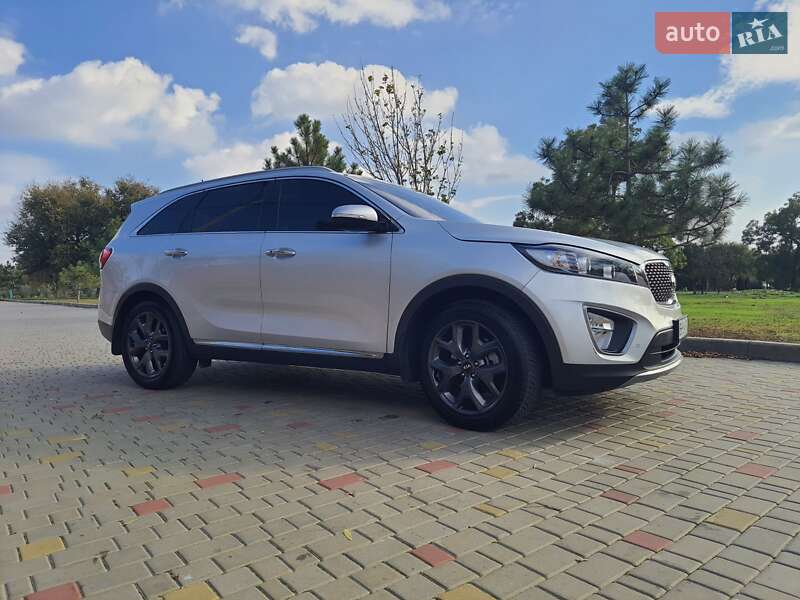 Позашляховик / Кросовер Kia Sorento 2015 в Ізмаїлі