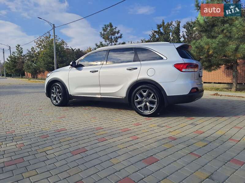 Позашляховик / Кросовер Kia Sorento 2015 в Ізмаїлі