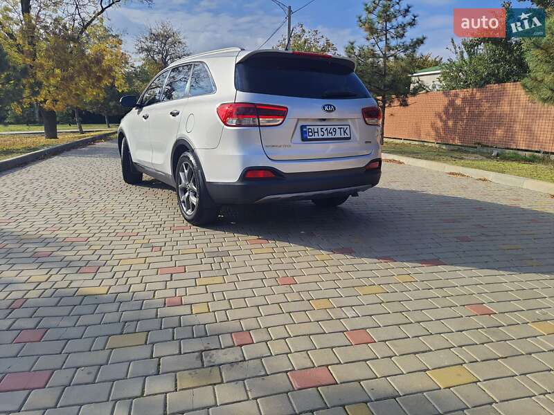 Позашляховик / Кросовер Kia Sorento 2015 в Ізмаїлі