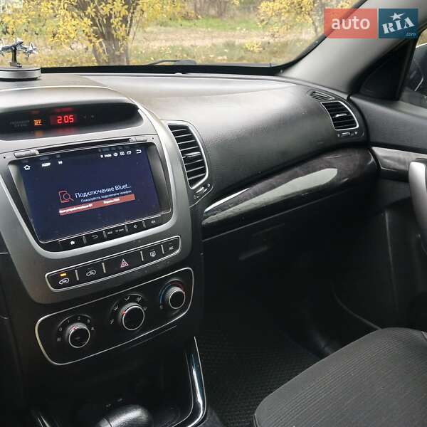 Внедорожник / Кроссовер Kia Sorento 2014 в Славянске