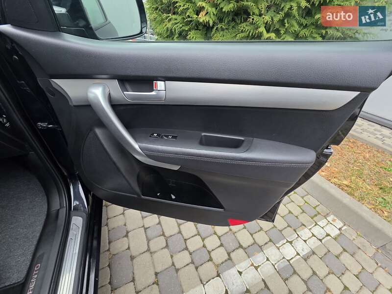 Внедорожник / Кроссовер Kia Sorento 2013 в Ивано-Франковске