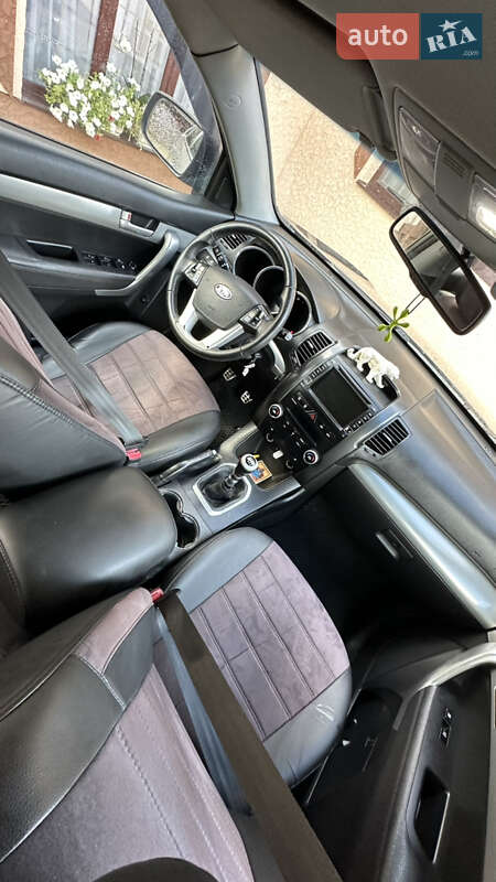 Внедорожник / Кроссовер Kia Sorento 2010 в Богородчанах фото 16 Внедорожник / Кроссовер Kia Sorento 2010 в Богородчанах