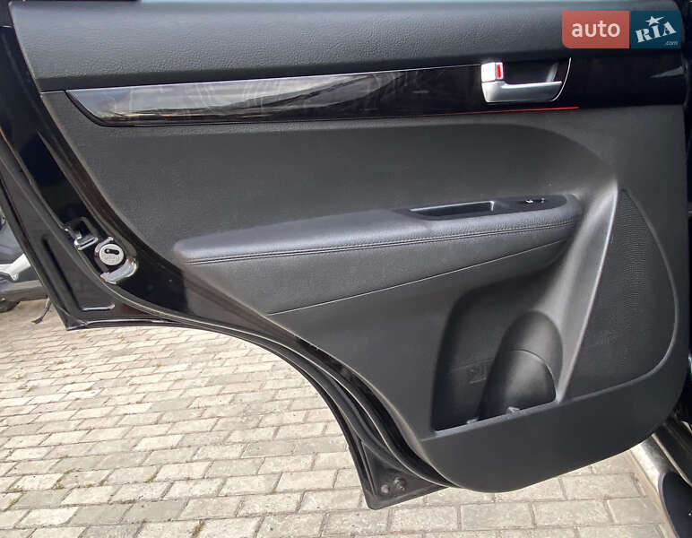 Позашляховик / Кросовер Kia Sorento 2013 в Рівному