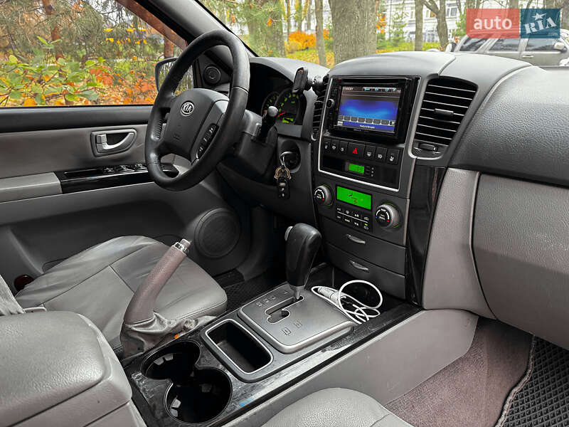 Внедорожник / Кроссовер Kia Sorento 2008 в Киеве