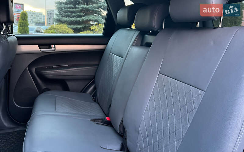 Внедорожник / Кроссовер Kia Sorento 2012 в Львове