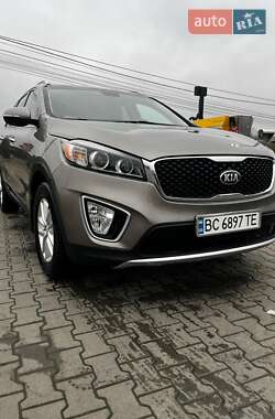 Позашляховик / Кросовер Kia Sorento 2016 в Чернівцях