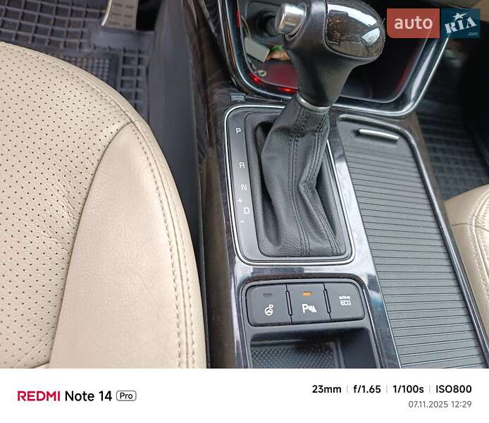 Внедорожник / Кроссовер Kia Sorento 2012 в Николаеве