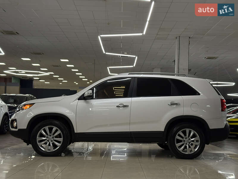 Позашляховик / Кросовер Kia Sorento 2011 в Миколаєві