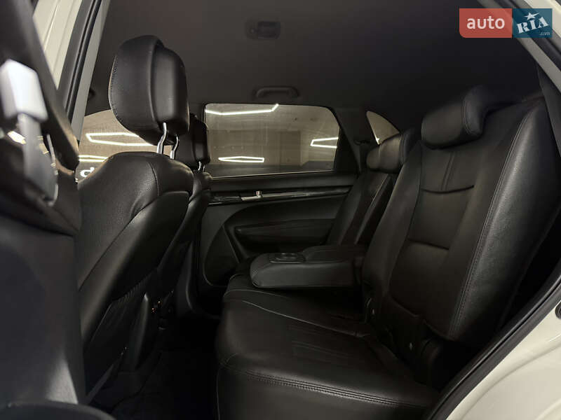 Позашляховик / Кросовер Kia Sorento 2011 в Миколаєві