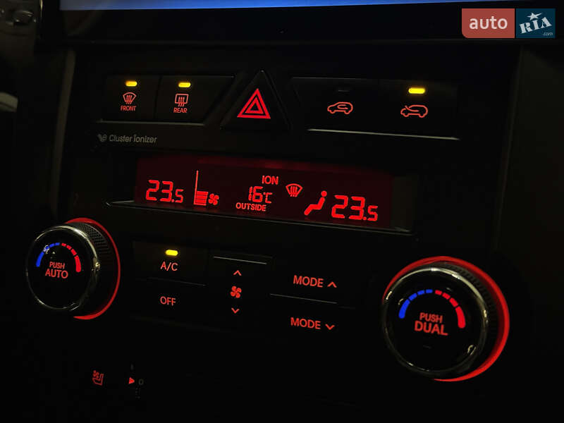 Позашляховик / Кросовер Kia Sorento 2011 в Миколаєві