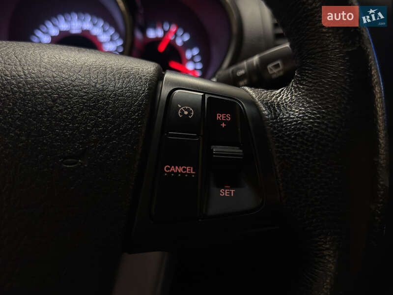 Позашляховик / Кросовер Kia Sorento 2011 в Миколаєві