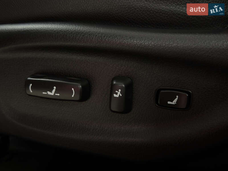 Позашляховик / Кросовер Kia Sorento 2011 в Миколаєві