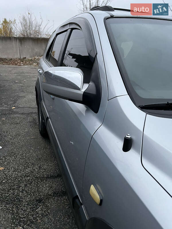 Позашляховик / Кросовер Kia Sorento 2004 в Києві фото 3 Позашляховик / Кросовер Kia Sorento 2004 в Києві