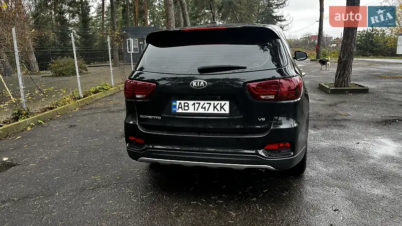 Kia Sorento 2018 VIN 5XYPG4A59KG472593 фото оголошення 4 з 79