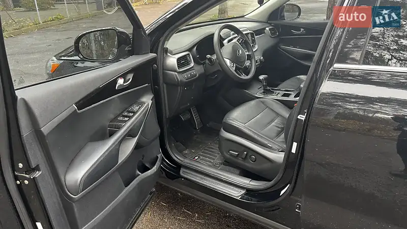 Kia Sorento 2018 VIN 5XYPG4A59KG472593 фото оголошення 25 з 79