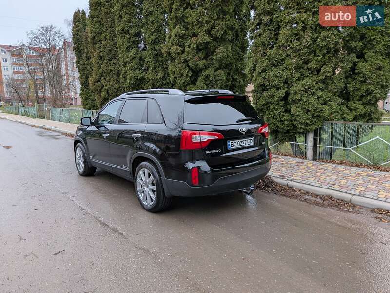 Внедорожник / Кроссовер Kia Sorento 2014 в Чорткове