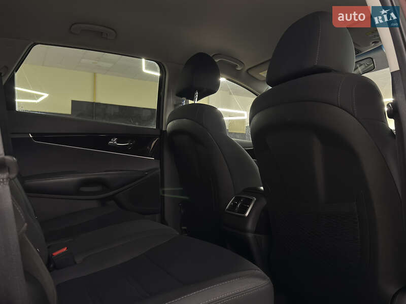 Внедорожник / Кроссовер Kia Sorento 2018 в Николаеве