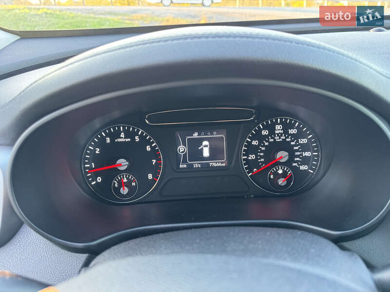 Позашляховик / Кросовер Kia Sorento 2016 в Дніпрі