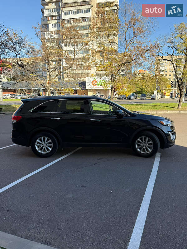 Внедорожник / Кроссовер Kia Sorento 2017 в Одессе