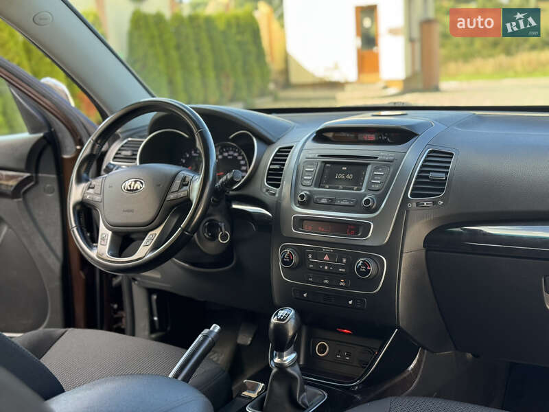 Внедорожник / Кроссовер Kia Sorento 2013 в Дрогобыче фото 25 Внедорожник / Кроссовер Kia Sorento 2013 в Дрогобыче